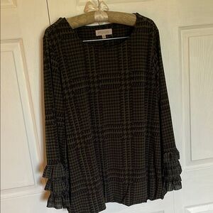Black and Brown Houndstooth Blouse with Ruffle Sleeves